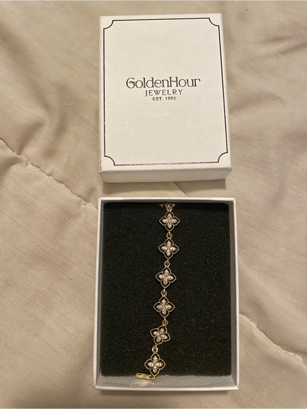 NWT - Goldenhour 14k gold plated finish Clover bracelet